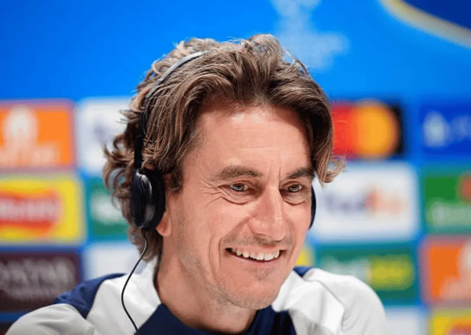 星空体育app-天体：胜多特缓解了弗兰克压力，此前他接近下课现继续带队