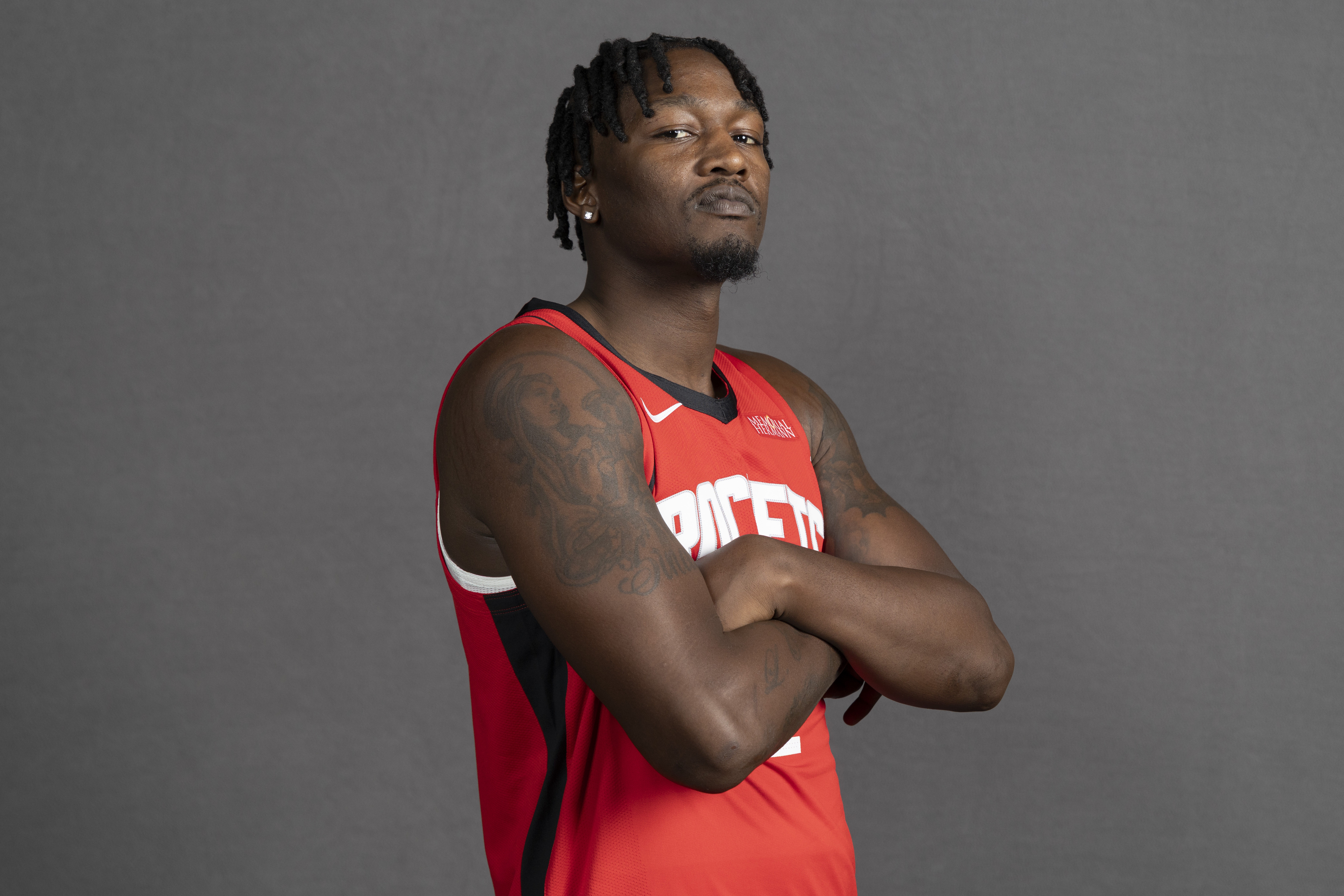 火记：芬尼-史密斯得在赛季期间补上此前训练内容 给他点时间适应